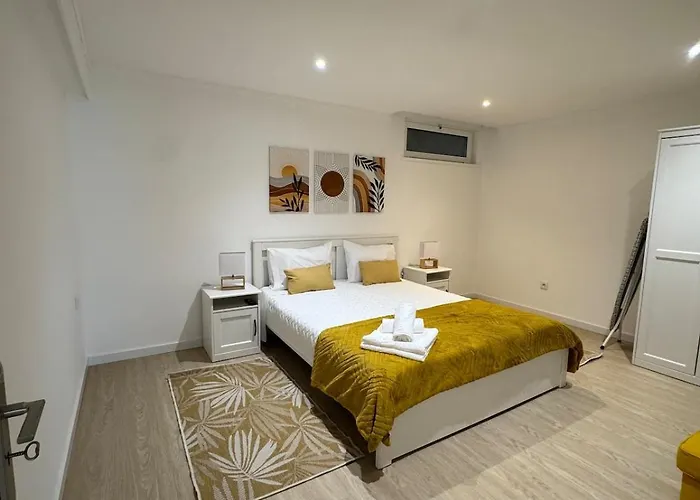 Cantinho Do Avo Almeida Holiday home Nazare