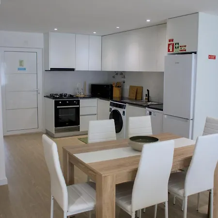 Cantinho Do Avo Almeida بيت للعطل